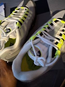 Nike Air Max 95 Neon Yellow Sneakers
