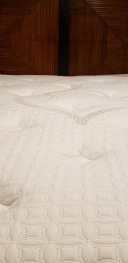 Full Size Bed