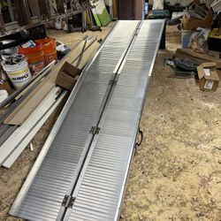 10 Ft. Foldable Aluminum Ramp