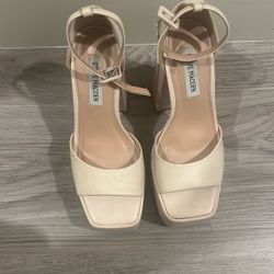 Ivory Steve Madden Sandals-New