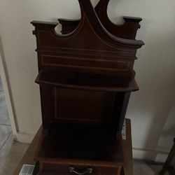 Wooden decor