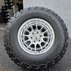 17" Fuel rims w- 34" BfGoodrich KT tires