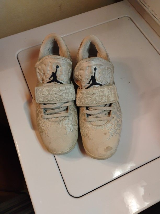 Nike Air Jordans Zion Size 11