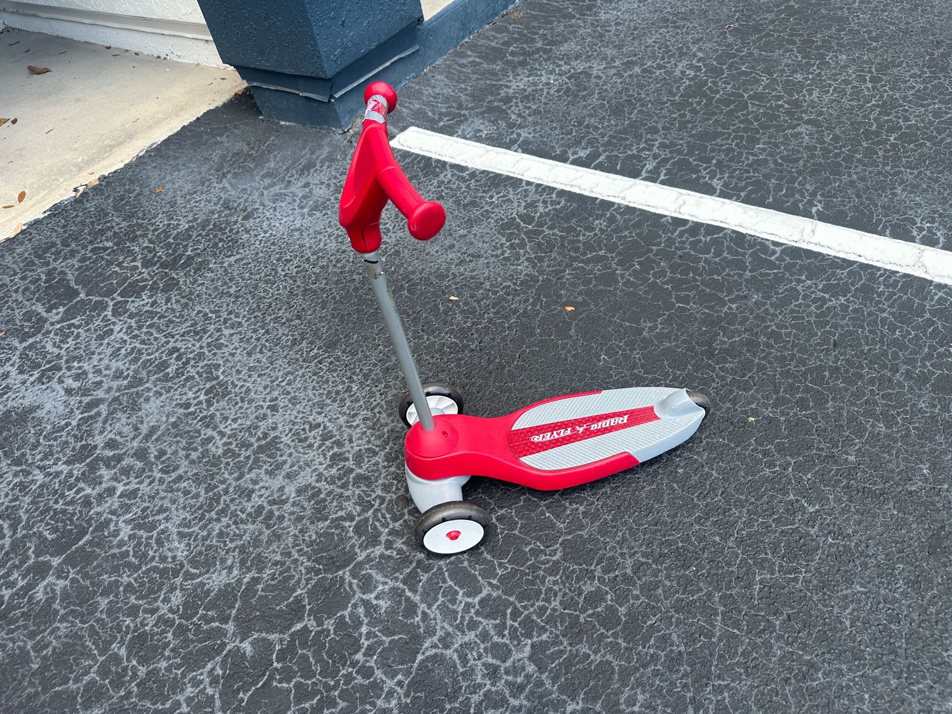 Toddler’s scooter