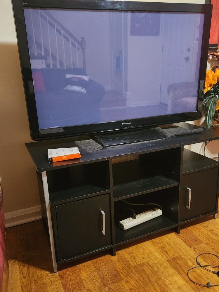TV & Stand