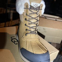 Ugg Adirondack Boot III