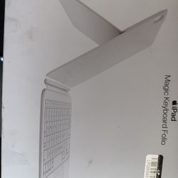 Apple iPad 10th Generation Folio 