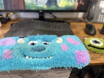 Keyboard arm rest
