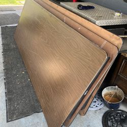 4-8’x3’ ft office folding tables $35 each obo mejor offerta