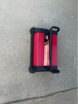 HUSKY 750 WATT INVERTER