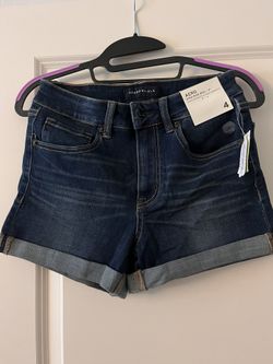 Aeropostale Jean Shorts, NWT Size 4
