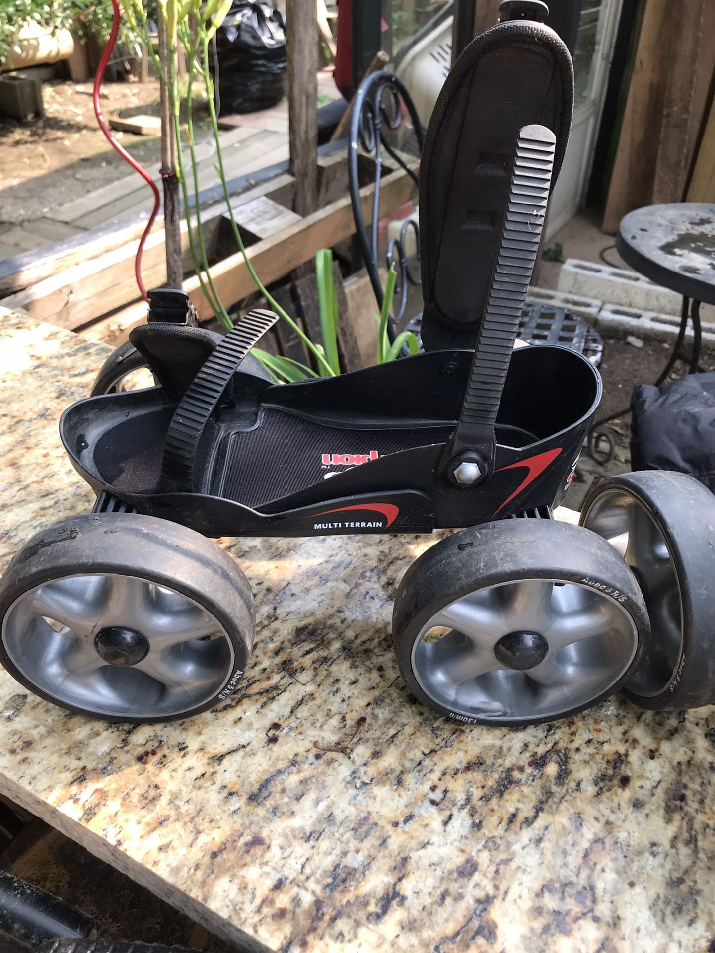 Skorpion Skates