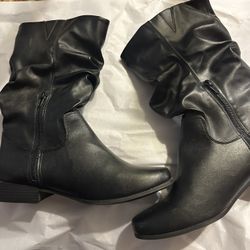 New Boots Size 10