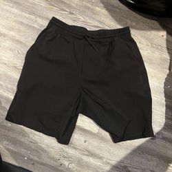 Lululemon Shorts M 