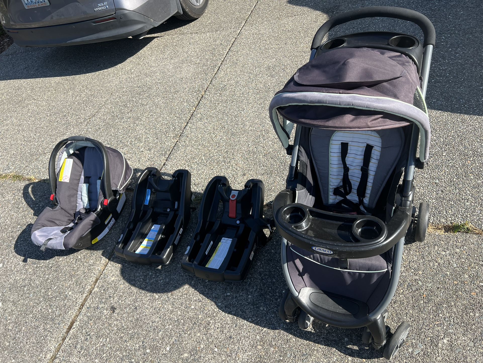 Graco Car Seat and Stroller Combo
