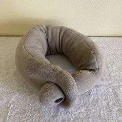 Massaging Neck Pillow/Wrap