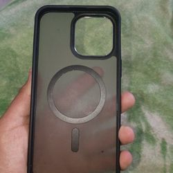 iPhone 15 pro max case brookstone