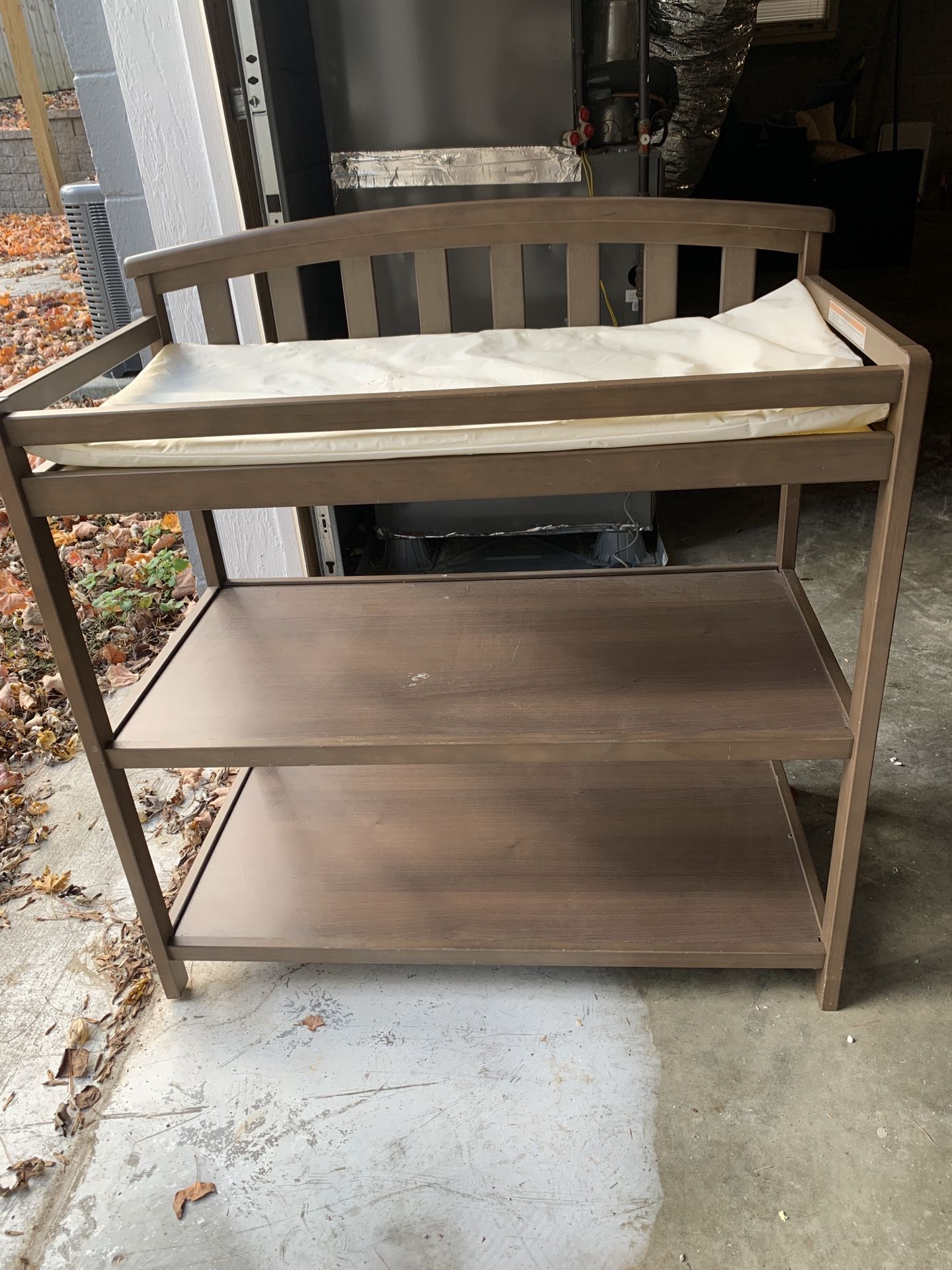 Changing Table With Shelves
