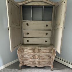 Dresser / Hutch 