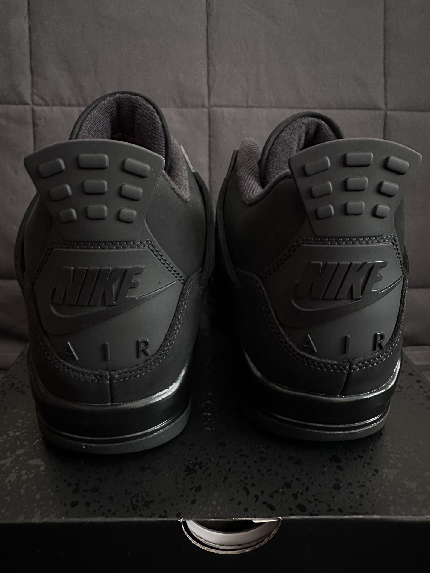 Nike Air Jordan 4 Retro Black Cat (2025) - Sz. 11.5M