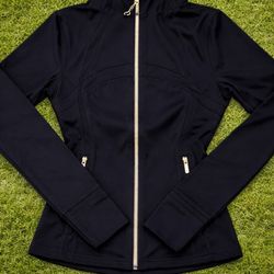 Black lululemon jacket 