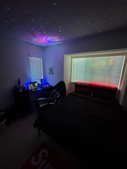 Desk & Gaming Chair