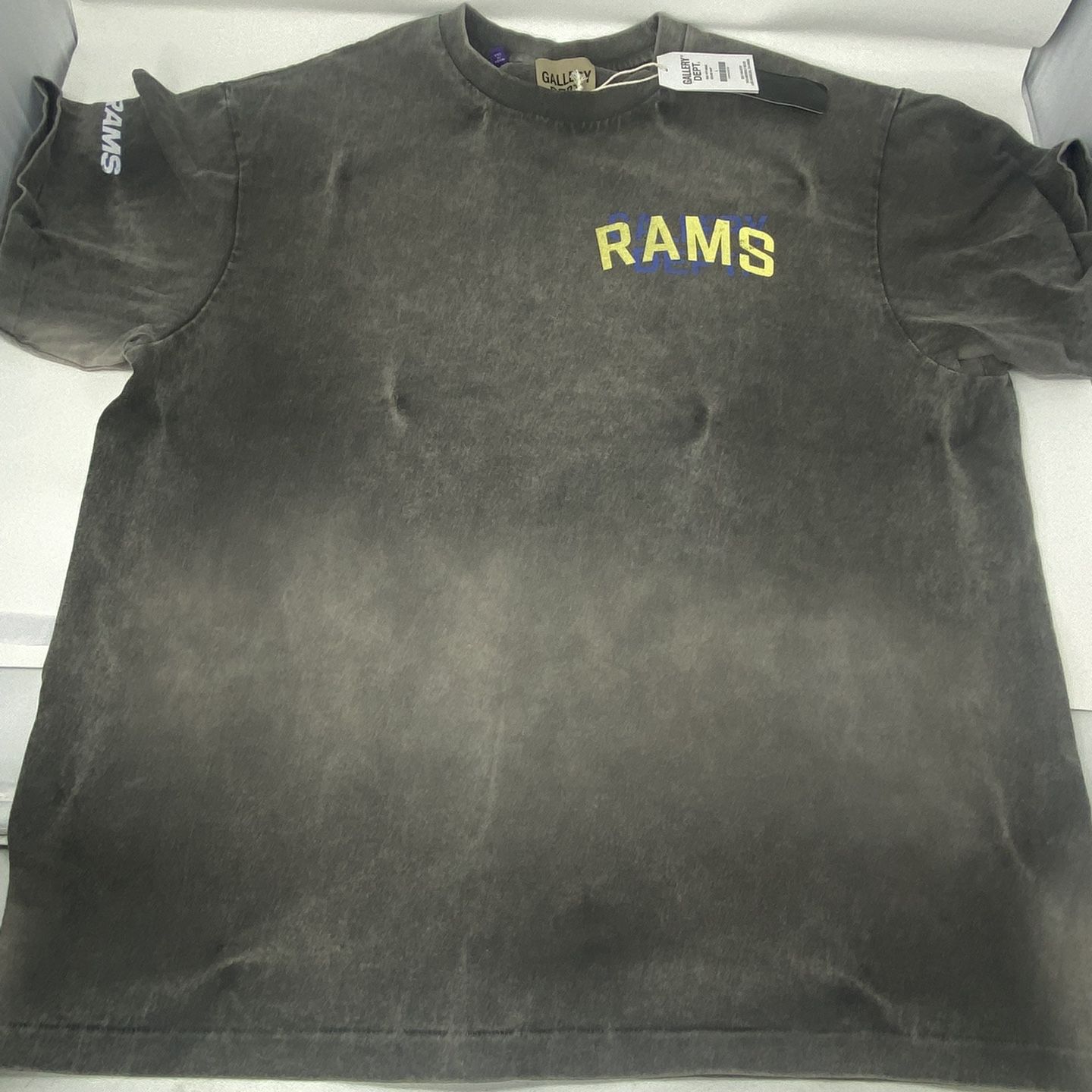 Gallery Dept. LA Rams Sun Faded Tee for Sale in Corona, CA