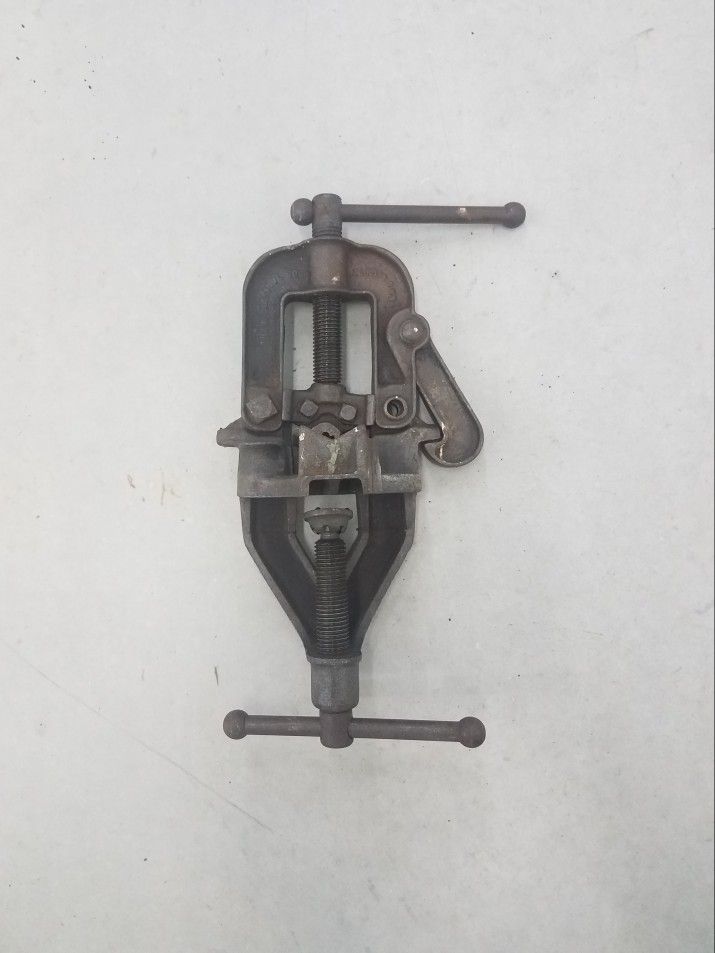 Vintage Ridgid K-Y-2 Portable/Mountable Pipe Vise
