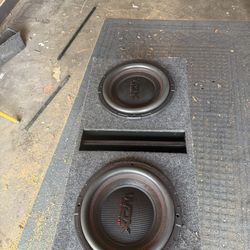 12 inch Wdx db drive 2500 watt subwoofers w/ custom box
