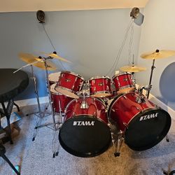 Tama Drum Kit