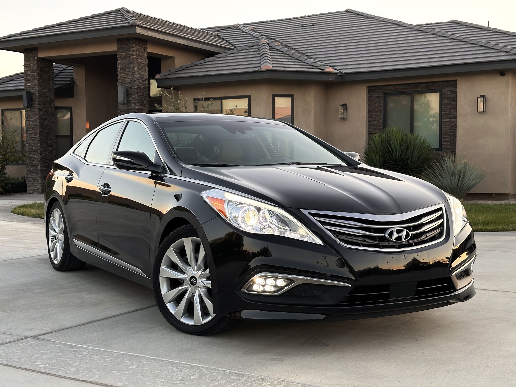 2017 Hyundai Azera LIMITED 67k MILES ONLY 🔥