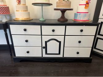 9 drawer dresser