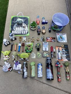 Lot Of 40 Star Wars + Yoda Mixed Gift Hallmark Items (Valencia) $60