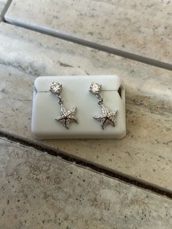 Dangle Earrings Moissanite