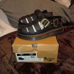 WRENLIE DR. MARTENS 