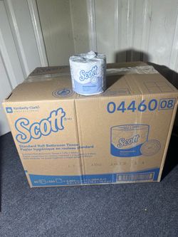 SCOTT.  Toilet paper  80 rolls.