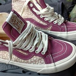 Vans Burgundy Off The Wall