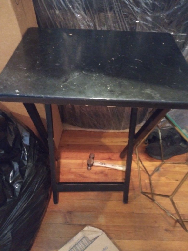 Free Folding Tray Table