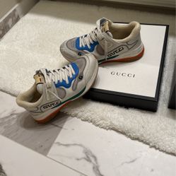 GUCCI Sneakers Size 9