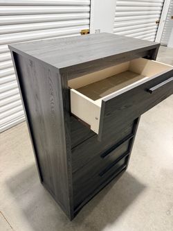 Modern grey oak 5 drawer tall chest dresser