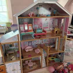 KidKraft Grand View Mansion Wooden Dollhouse with Some Accessories 