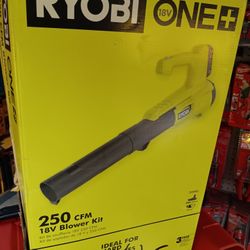 Ryobi ONE + 18V 250 CFM Blower. Tool-Only