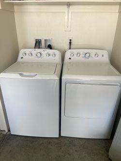 GE Washer & Dryer Set – $575