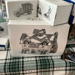 Dept 56 Snow Village