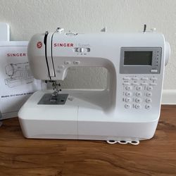 Singer Superb 2010 Sewing Machine 