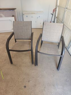6 Outdoor chairs