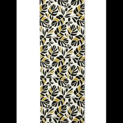 Brand New In Sealed Bag  24" X 84' Palm Área Rug and Runner Tabitha Brow