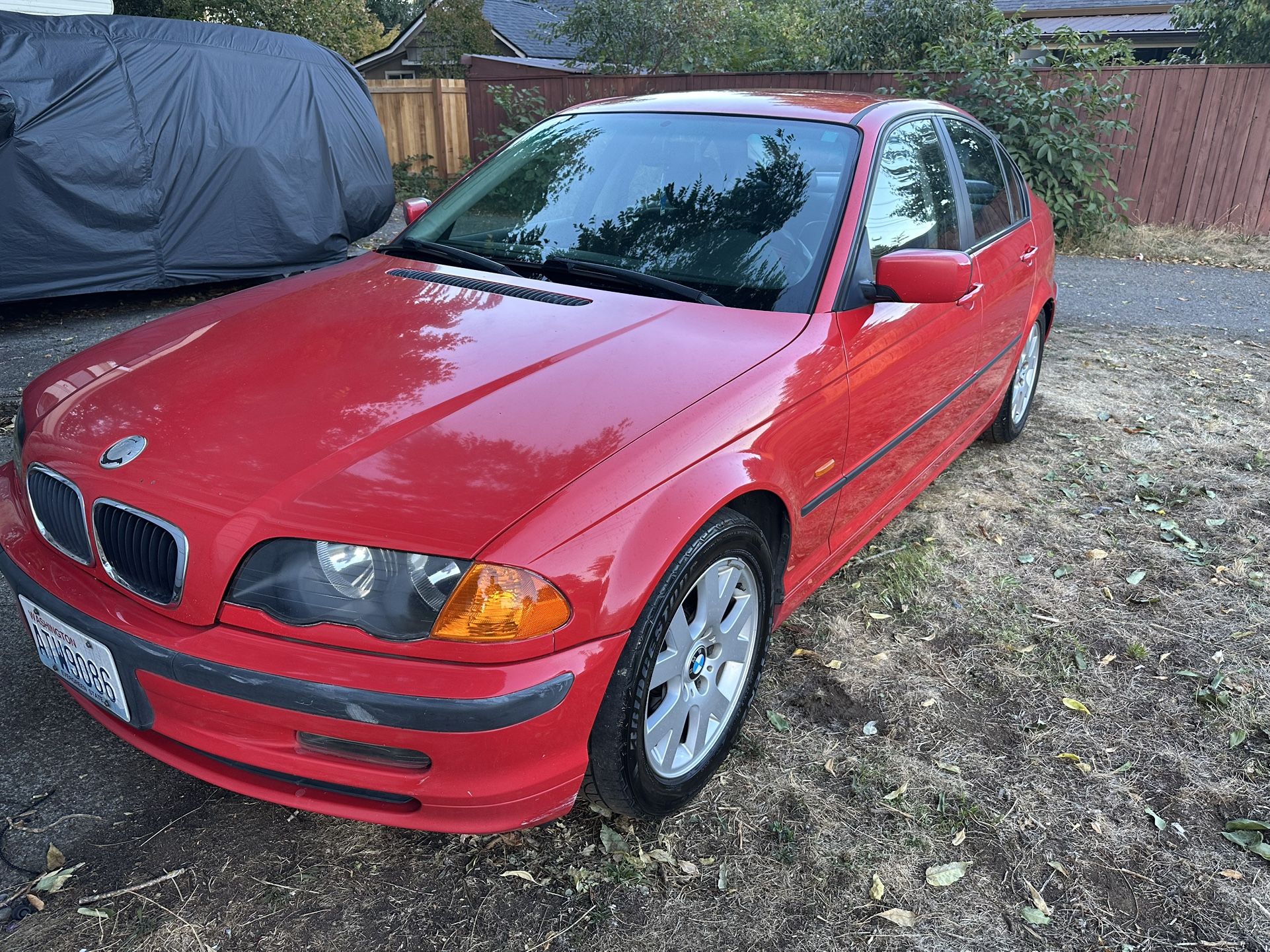 1999 BMW 323i