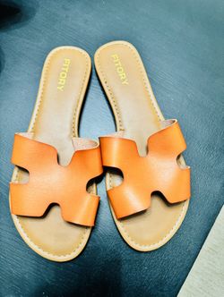 Brand New Brown cognac Color Sandals 
