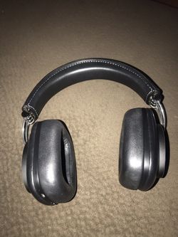 Bowers and Wilkins P7 Wireless